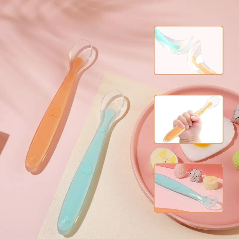 Sendok Makan Bayi Mpasi 6m+ Silikon Transparan / Baby Spoon Silicone BPA FREE Food Grade / Peralatan Makan Anak Balita Batita Bahan Lentur Lembut Tahan Panas Tidak Melukai Gusi / Sendok Latihan Training Makan Mudah Dibersihkan 6 bulan keatas