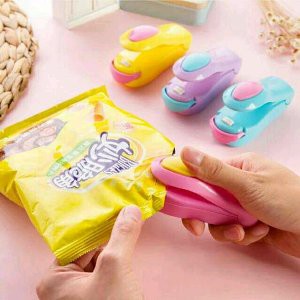 Super Handy Sealer Pengemas Makanan / Mini Hand Sealer Perekat Plastik- Putih #EC008