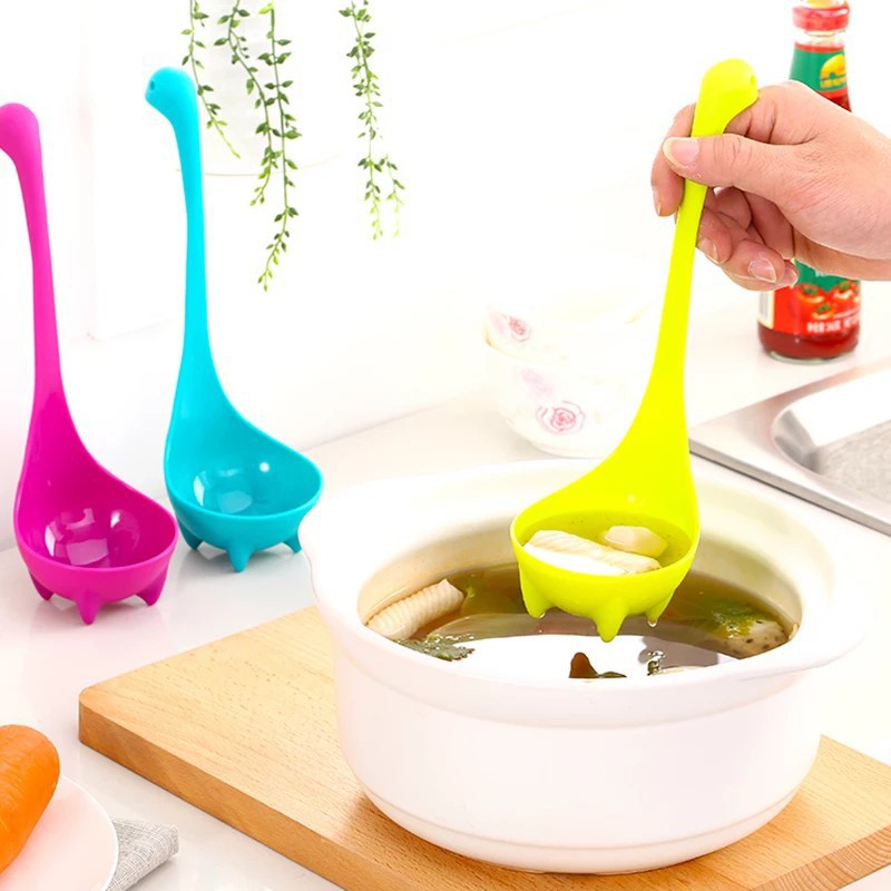 Sendok Kuah Sayur Motif Dinosaurus / Centong Kuah Sup Nessie Plastik Bisa Berdiri 4 kaki Dino / Souvenir Pernikahan Unik Lucu Anti Lengket