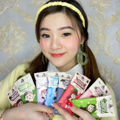 Masker Bubuk Wajah Organik MILOFA 10Gr Original BPOM Face Mask Powder Vitamin C & E Mencerahkan dan Melembabkan Kulit Wajah , Mengatasi Jerawat Komedo Minyak Antioksidan dan Kolagen 100% Bahan Alami Tanpa Pengawet Kimia Charcoal Greentea Sachet