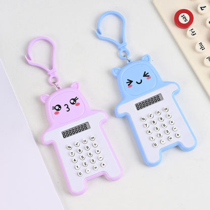 Calculator Mini Portable Motif Bear / Kalkulator 8 Digit Alat Hitung Pejumlahan Pengurangan Perkalian Pembagian Bentuk Gambar Beruang Lucu Tombol Karet Perlengkapan ATK Anak TK SD SMP Sekolah Kantor Kado Hadiah Ulang Tahun Souvenir Tambah Kurang Kali Bagi