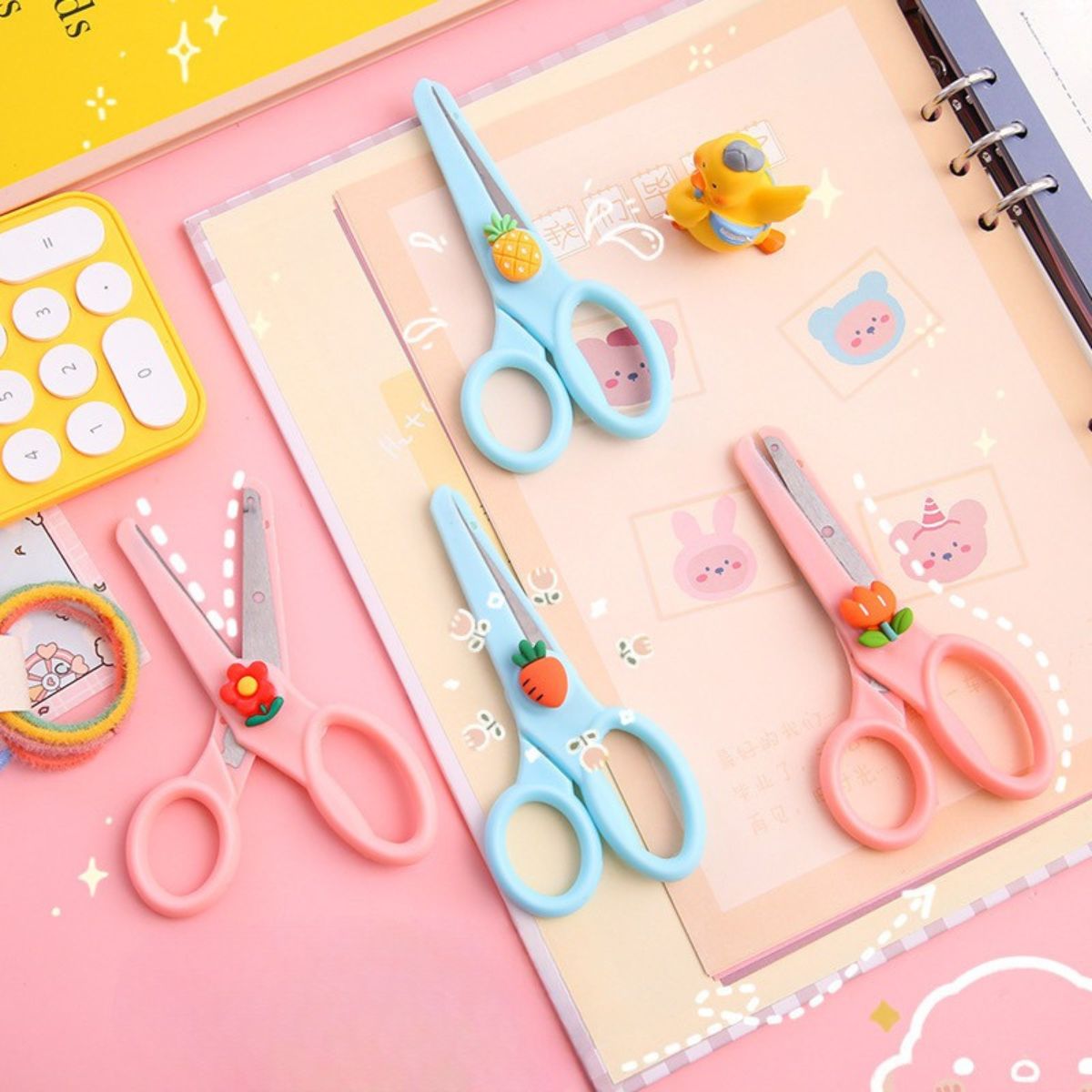 Gunting Kertas Anak Karakter Ujung Bulat Tumpul Safety Plastic Rounded Scissors Kids Safe / Alat Pemotong Kertas Buku Origami Bahan Plastik / Perlengkapan ATK Sekolah Anak TK SD Playgroup Kantor