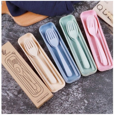 Alat Makan Set jerami