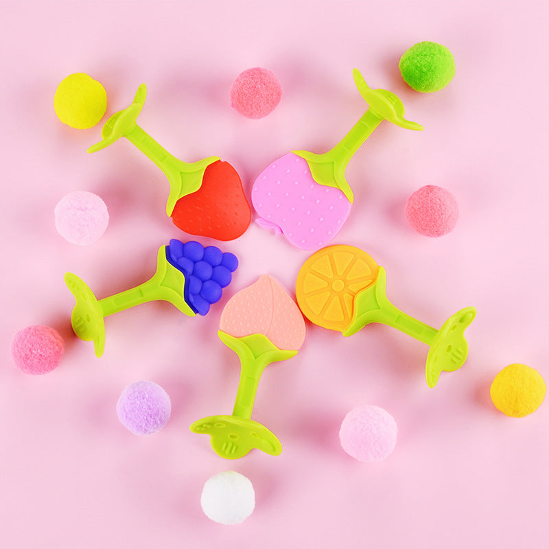 Teether Bayi Gigitan Bentuk Buah Bahan Silikon BPA FREE / Baby 3 Bulan Keatas 3m+ Fruit Mainan Pengunyah Penguatan Pertumbuhan Gigi Pijat Gusi Silicone Anak Balita Batita Melatih Genggam Persiapan Mpasi