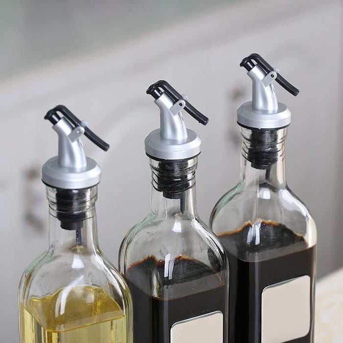 Tutup Botol - Stopper Multifungsi / Penutup Dispenser Penuang Minyak Goreng Sirup Kecap Saus Salad / Tutup Botol Kaca Plastik Jus Syrup Cuka Wine Stopper Bottle Auto Flip / Penutup Minuman Serbaguna