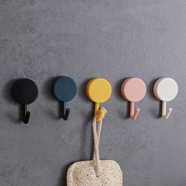 Gantungan Hook Bentuk Bulat Polos / Alat Cantelan Tempel Dinding Kait Handuk Kunci Kain Lap Peralatan Dapur Kamar Mandi Tidur Warna-Warni / Nailess Hook Hanger Tanpa Paku Bor Perekat Kuat Anti Patah Organizer Rumah Tangga Praktis Multifungsi