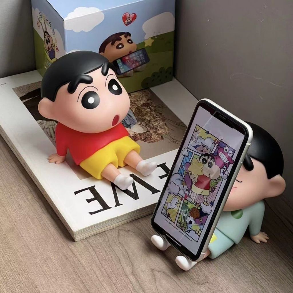 Phone Holder Crayon Shinchan / Sincan Figure Toys / Penyangga Sandaran HP Tablet Pajangan Meja Lucu