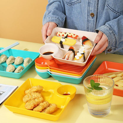 Piring Pangsit 2in1 Plastik / Tempat Saji Cemilan Dimsum Kentang Sushi Snack Dengan Wadah Saus Kecap Unik Tahan Pecah Serbaguna