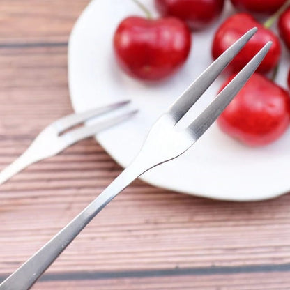 Garpu Mini Stainless Steel Tusukan Dwisula Buah Kue Puding Two-Tooth Fork Alat Tusuk Makanan Serbaguna Garpu Kecil Untuk Souvenir Pernikahan