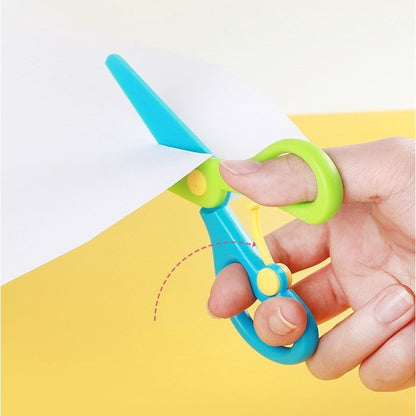 Gunting Kertas Anak Karakter Ujung Bulat Tumpul Safety Plastic Rounded Scissors Kids Safe / Alat Pemotong Kertas Buku Origami Bahan Plastik / Perlengkapan ATK Sekolah Anak TK SD Playgroup Kantor